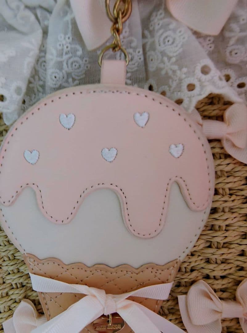 リズリサ　トゥララ　姫 アイスクリームチャームかごバッグ