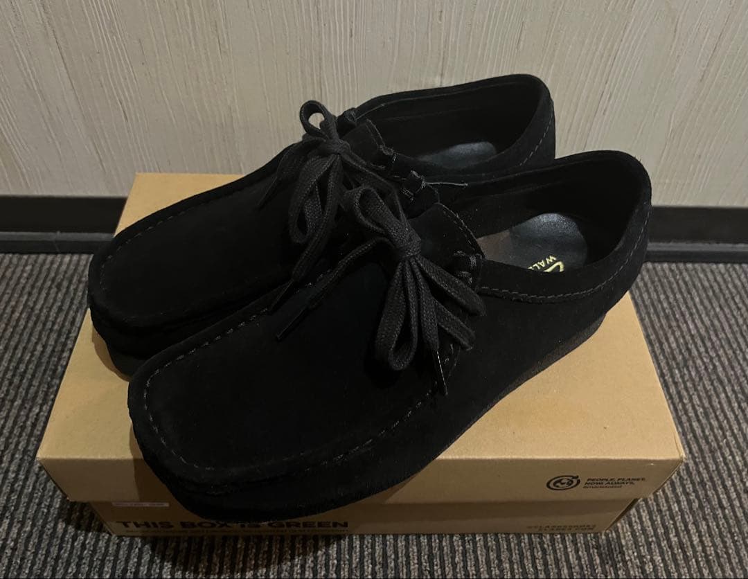 靴 Clarks Wallabee EVO WP