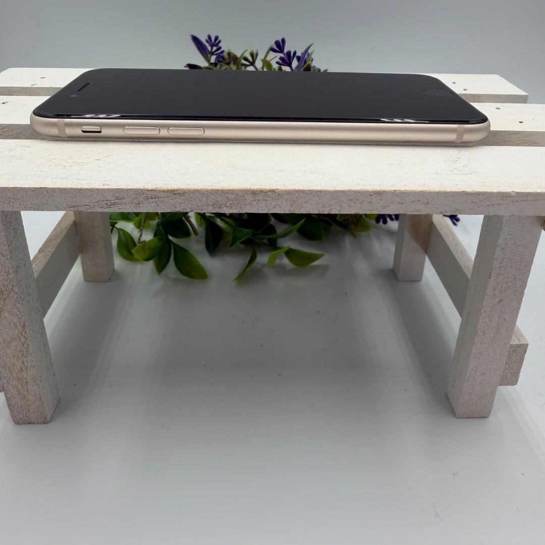 iPhone SE第3世代 64GB スターライト 406