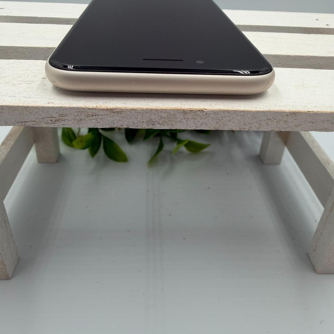 iPhone SE第3世代 64GB スターライト 406