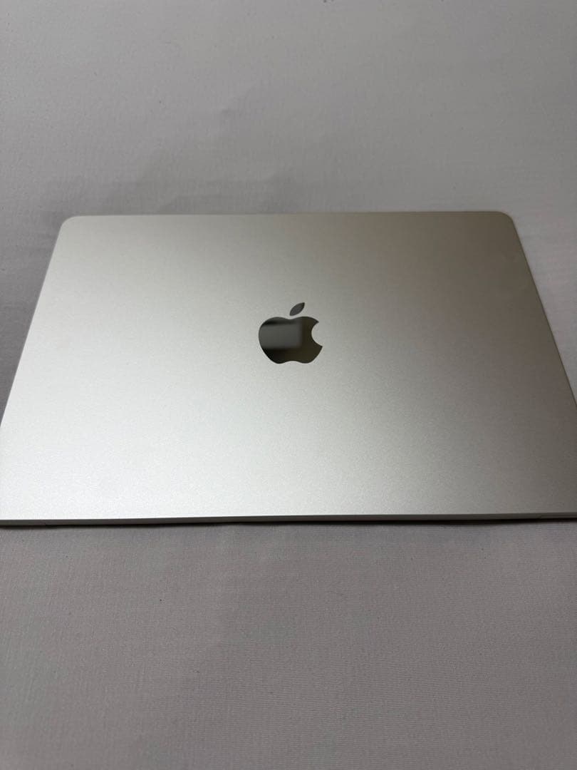 MacBook Air本体 スターライトMagic Mouse付き