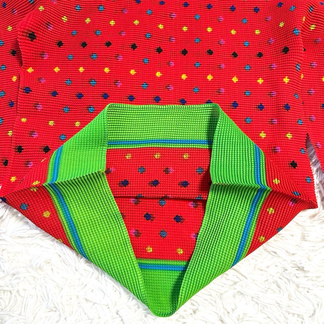 me ISSEY MIYAKE イッセイミヤケ クリスマス柄 長袖カットソー