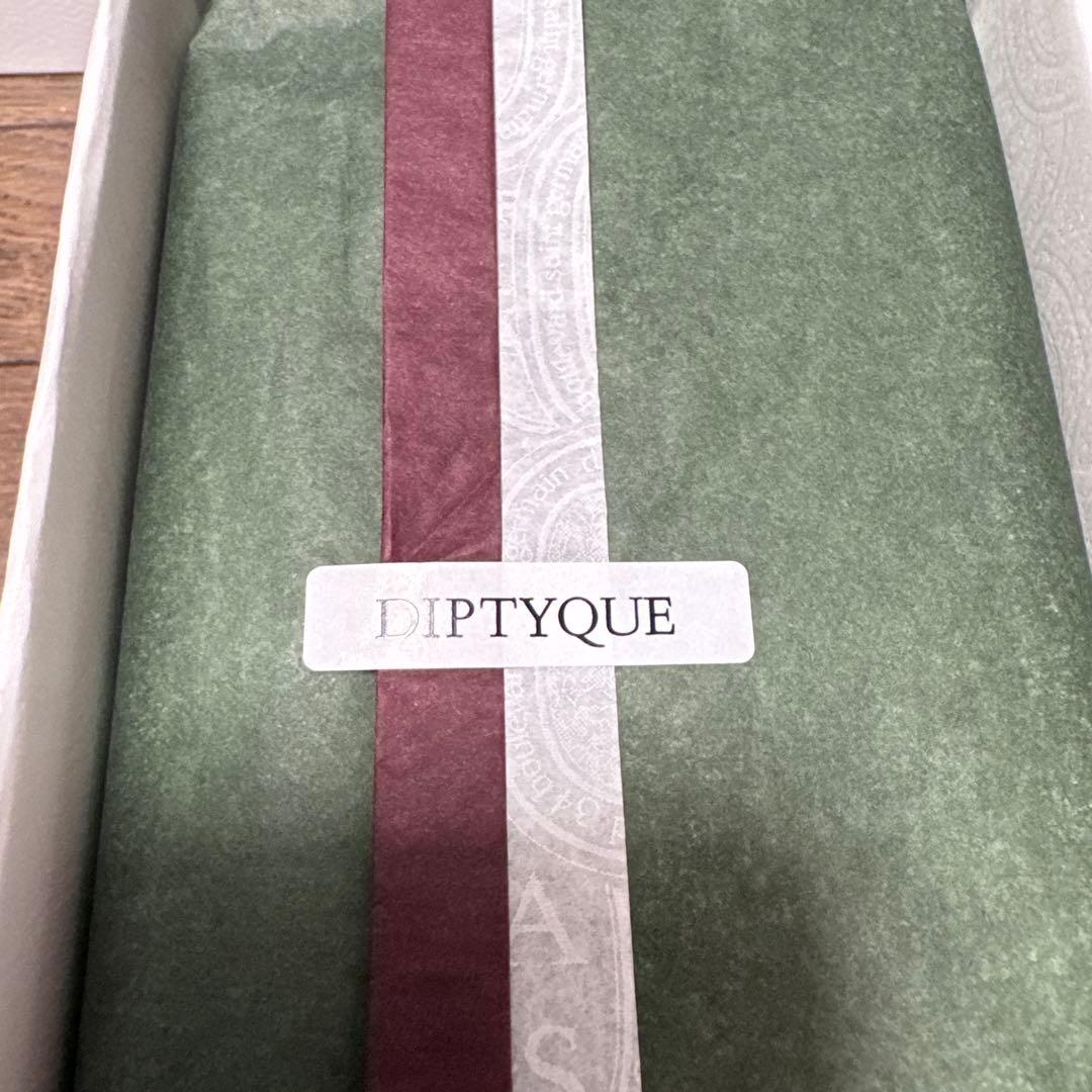 Diptyque Figuier パフュームキャンドル 300g箱入紙袋リボン付
