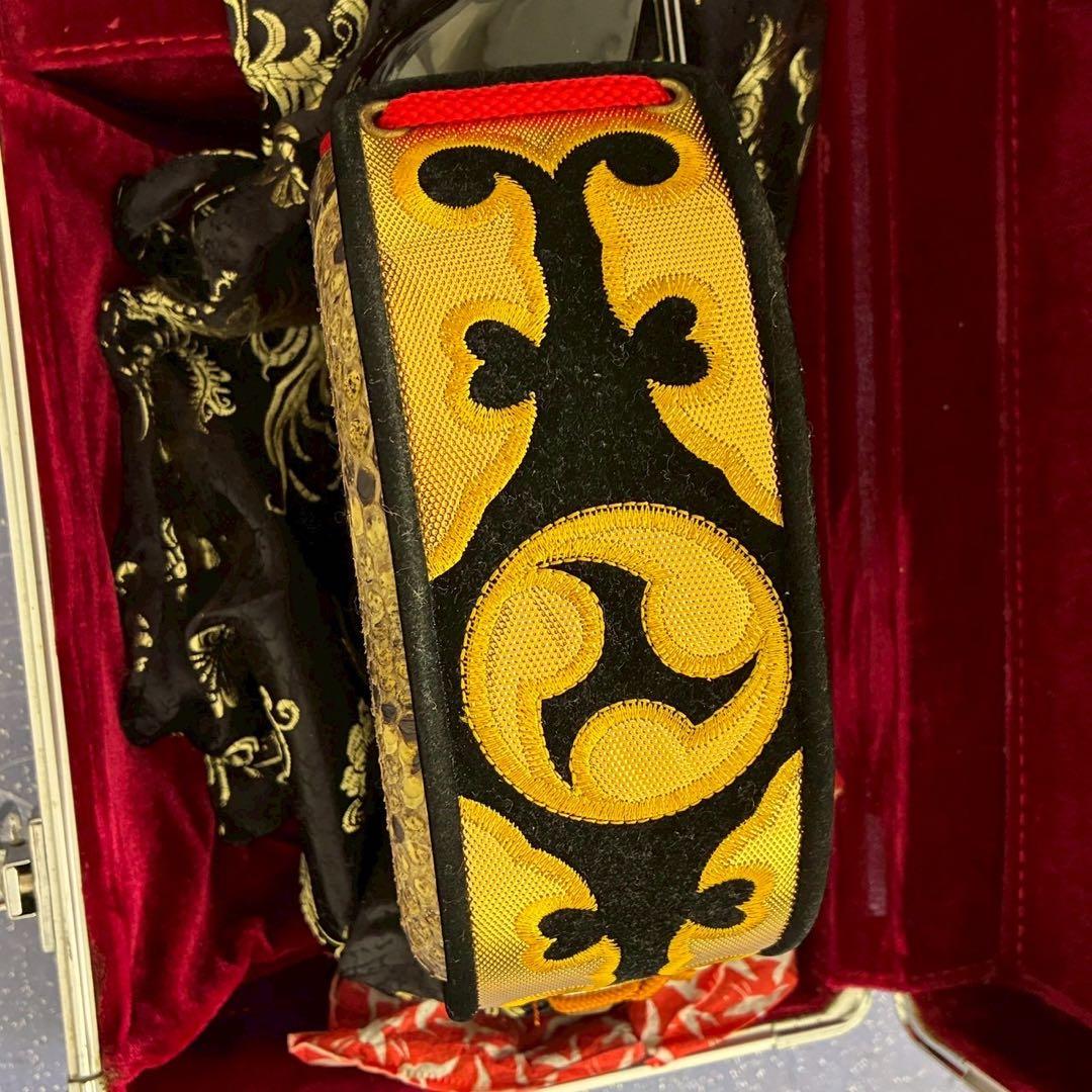 美品　沖縄 三線 本蛇皮 ハードケース