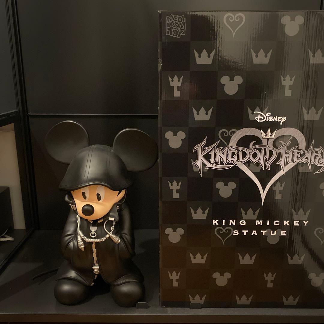 【極美品】キングミッキースタチュー　KING MICKEY 全高約35cm
