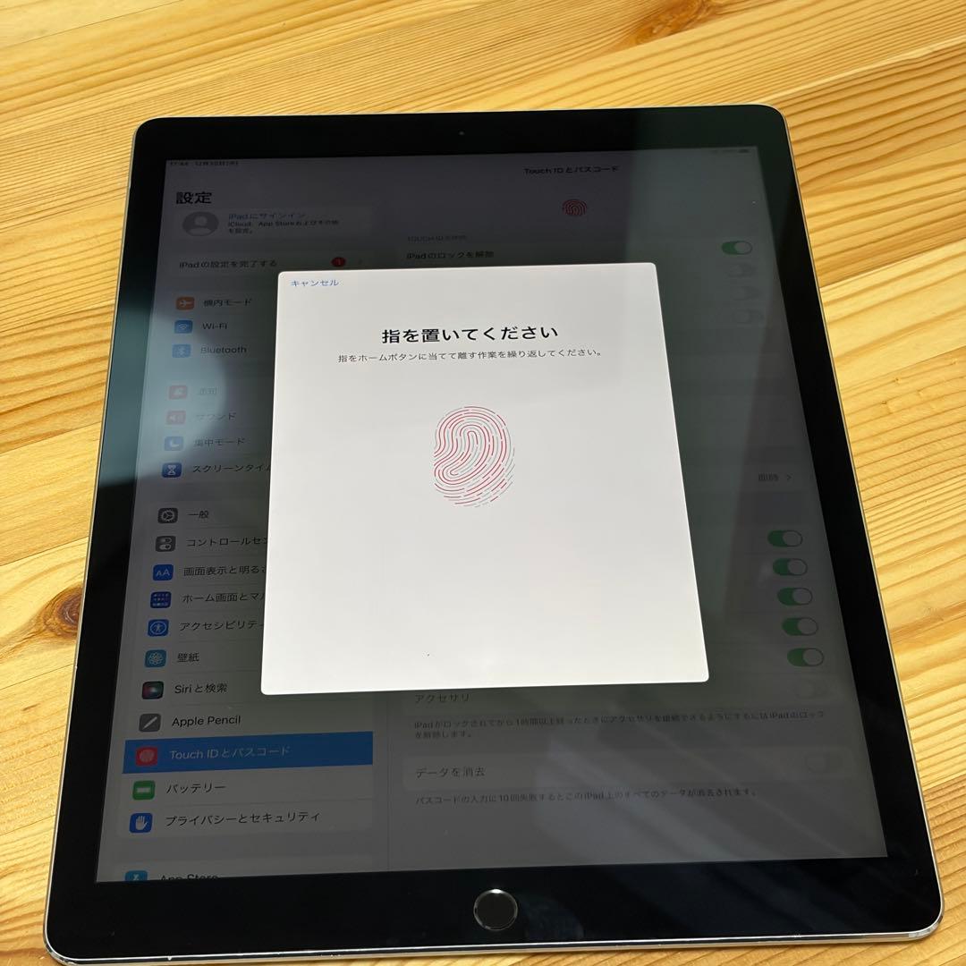 あ*い様 iPad Pro 12.9インチ第1世代 32GB 000010