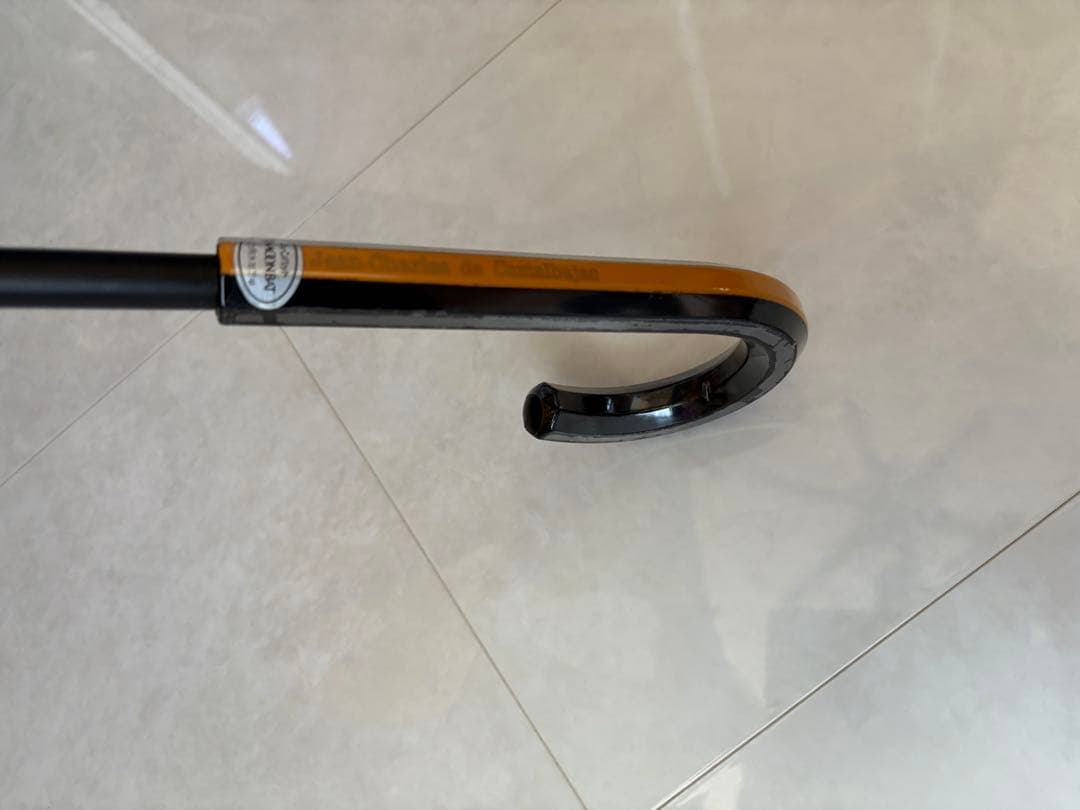 カステルバジャックの長傘