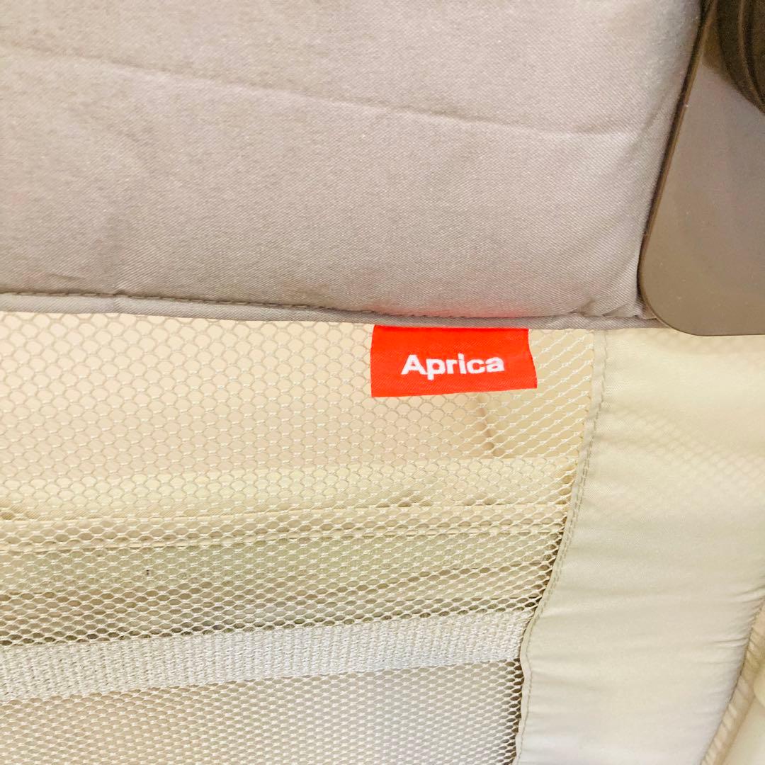 アップリカ　ココネルエアー　ココアブラウン　aprica ベビーベッド