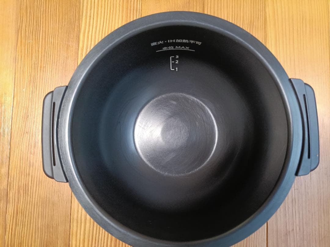 【美品】SHARP ホットクック 1.6 ホワイト KN-HW16G-W 保証付