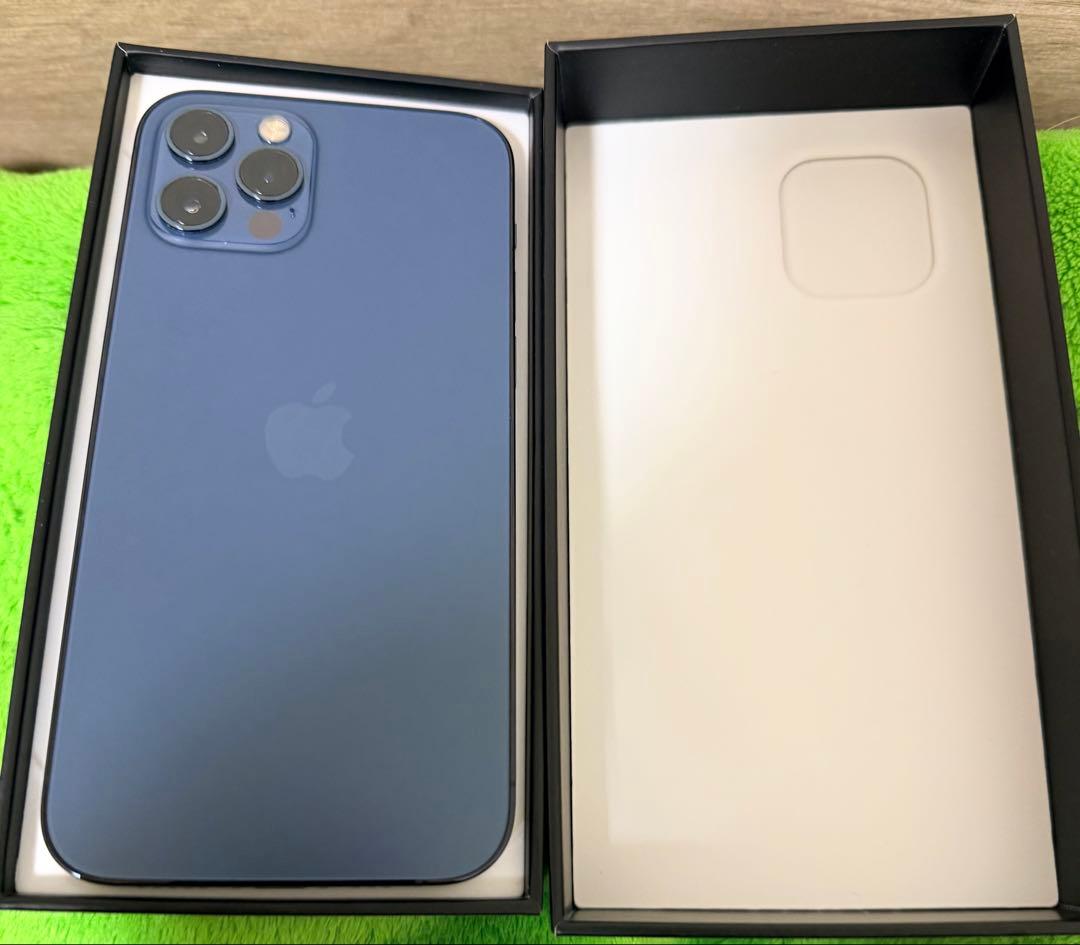 G*i様 Apple iPhone 12 Pro 本体 青色