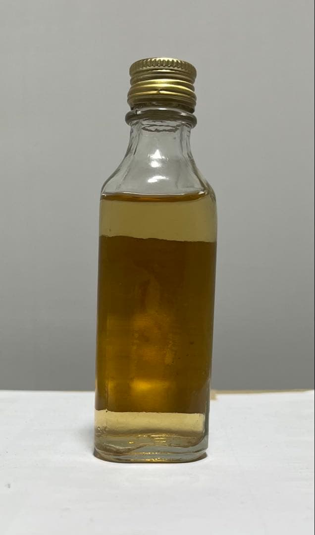 SUNTORY GOLD ウイスキー ミニチュアボトル　50ml