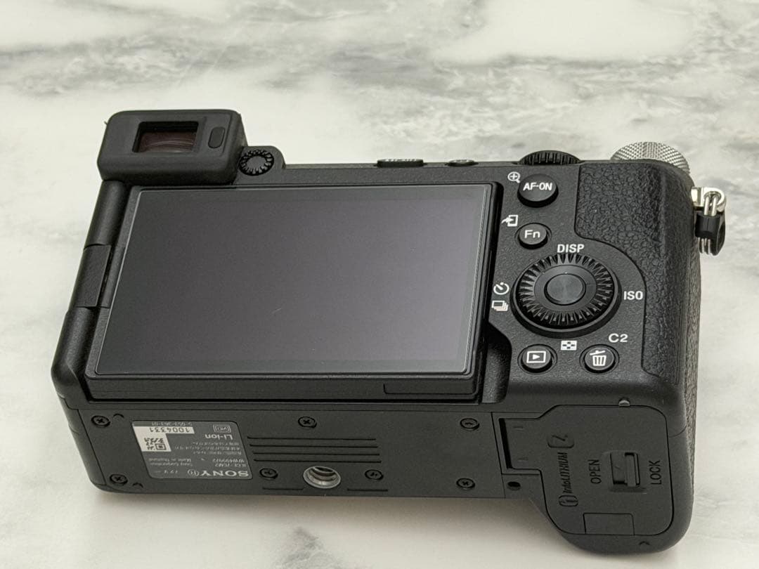 ち*ぇ様 SONY α7CⅡ ミラーレス一眼 ボディ 美品
