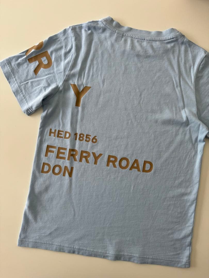 ★美品　バーバリー　Tシャツ　サイズ140