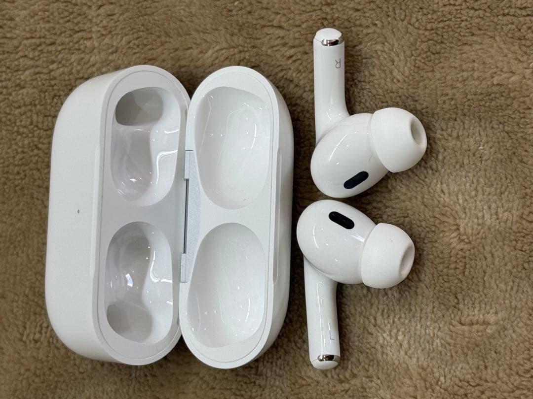 【正規品/格安】Apple AirPods Pro (第2世代) 中古美品