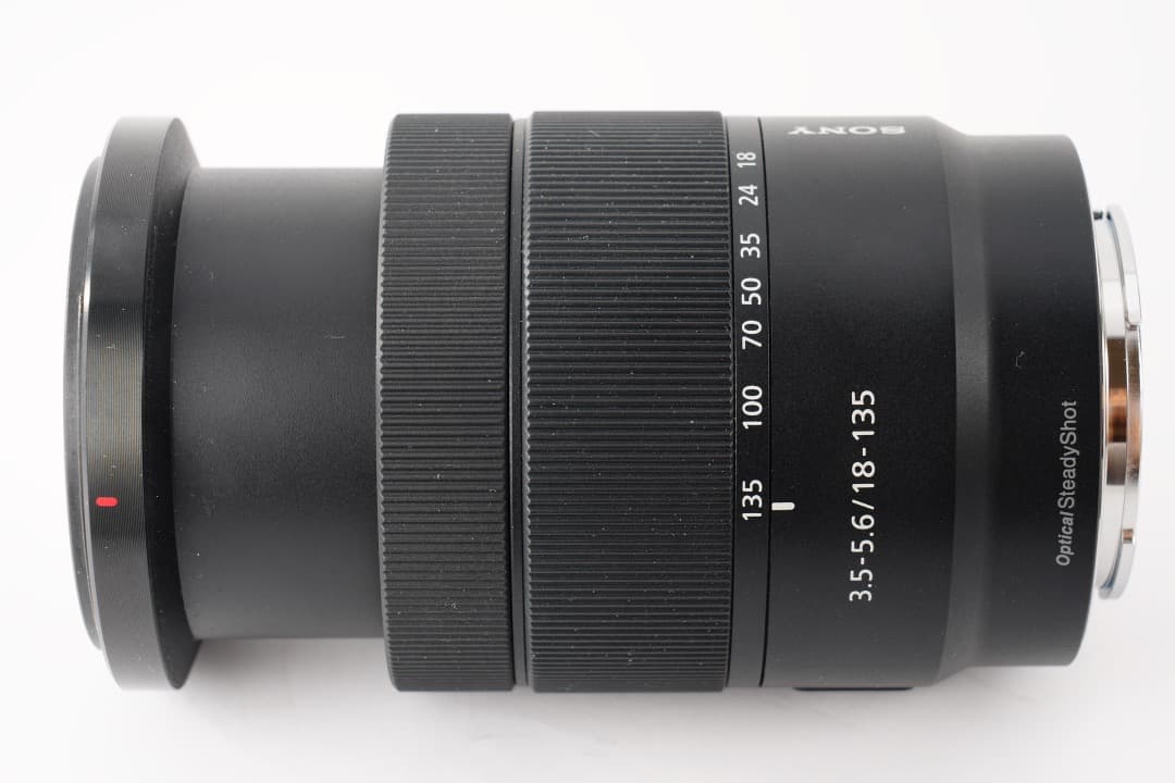 【ほぼ新品】SONY 高倍率ズーム SEL18135 フードキャップ付き