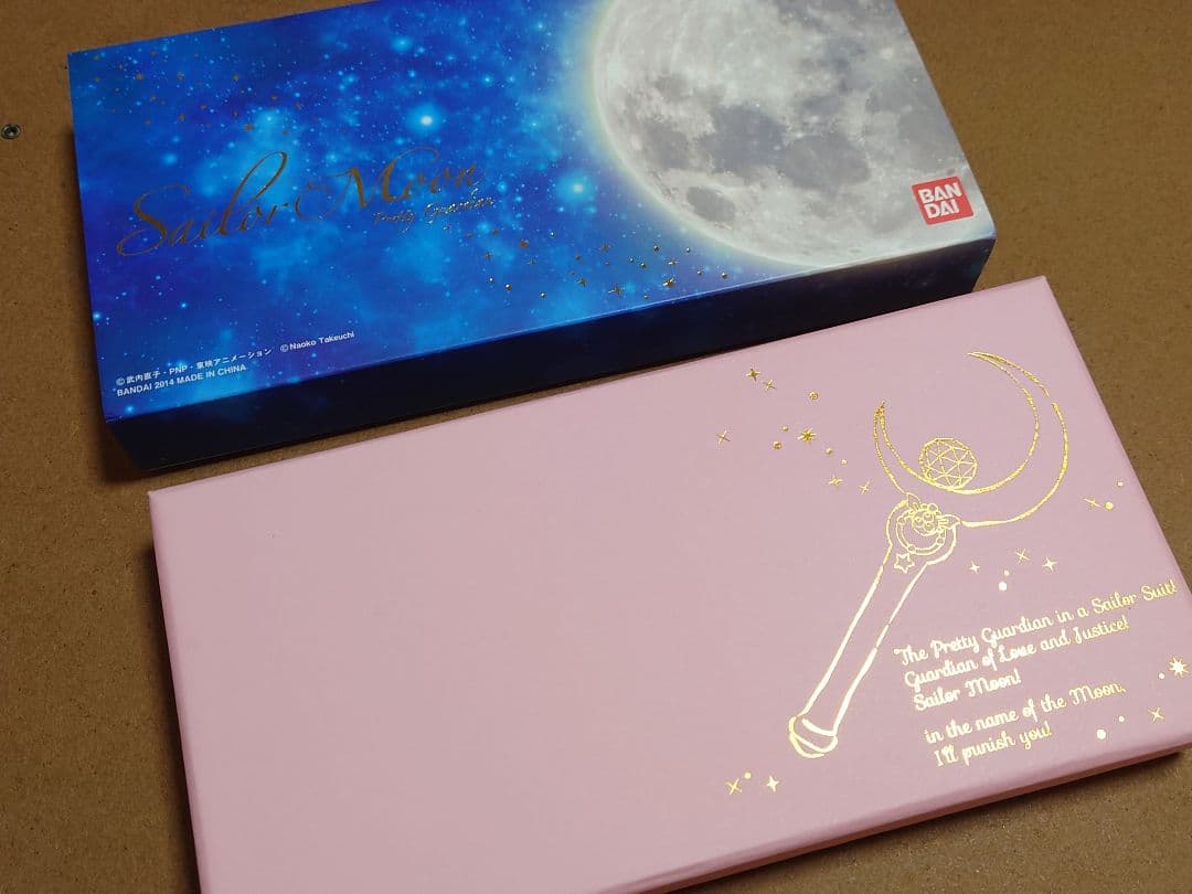 セーラームーン　イヤホンジャック　チャーム　アクセサリー