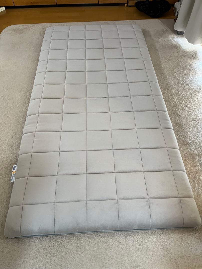 【美品】エアウィーヴ敷き布団　肩やわ　シングル