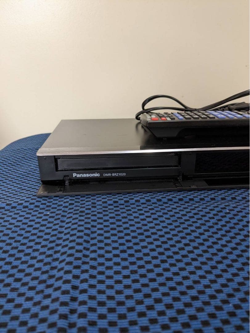 【16】Panasonic ブルーレイレコーダー リモコン付き