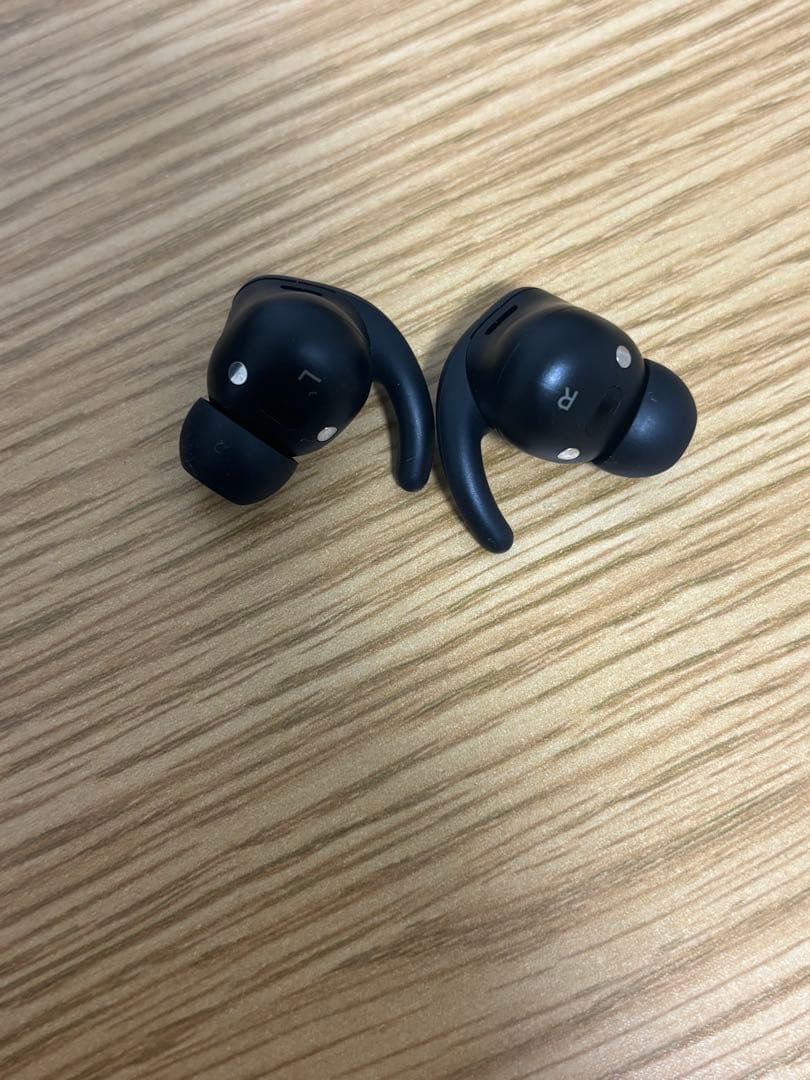 Powerbeats fit ワイヤレスイヤホンのみ(充電ケースなし)