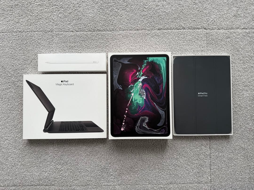 iPad Pro 11インチ 256GB (第1世代) + アクセサリ x 3点