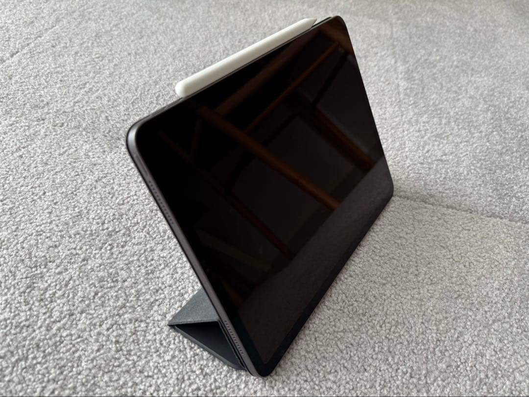 iPad Pro 11インチ 256GB (第1世代) + アクセサリ x 3点