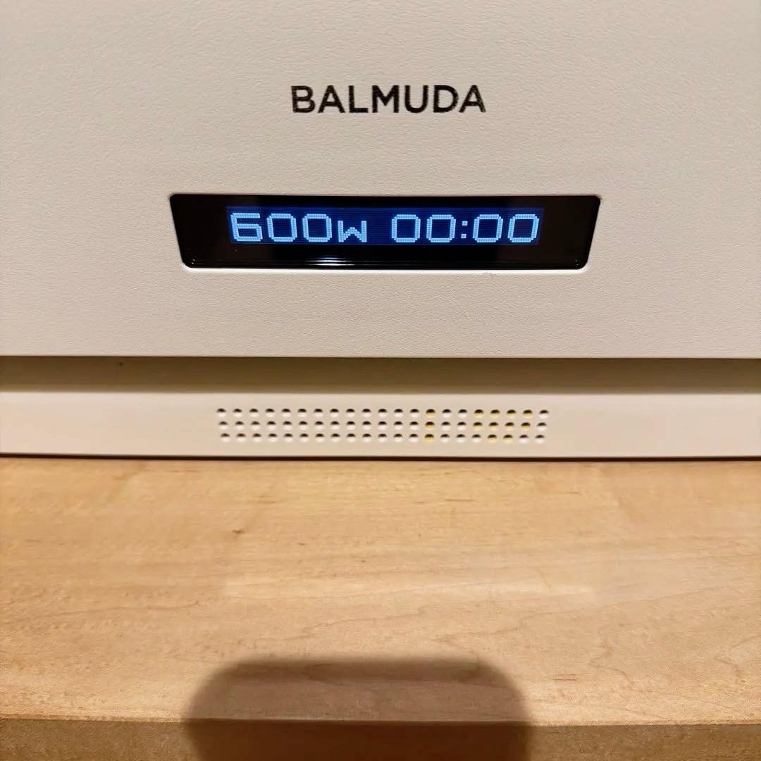 BALMUDA オーブンレンジ ホワイト（E05）オーブン機能◎