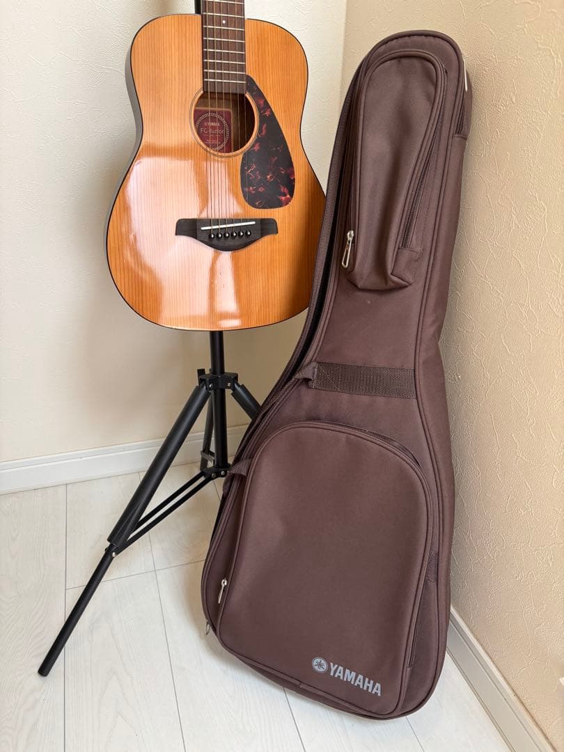 YAMAHA アコースティックギター　FG-junior JR2 ケース付き