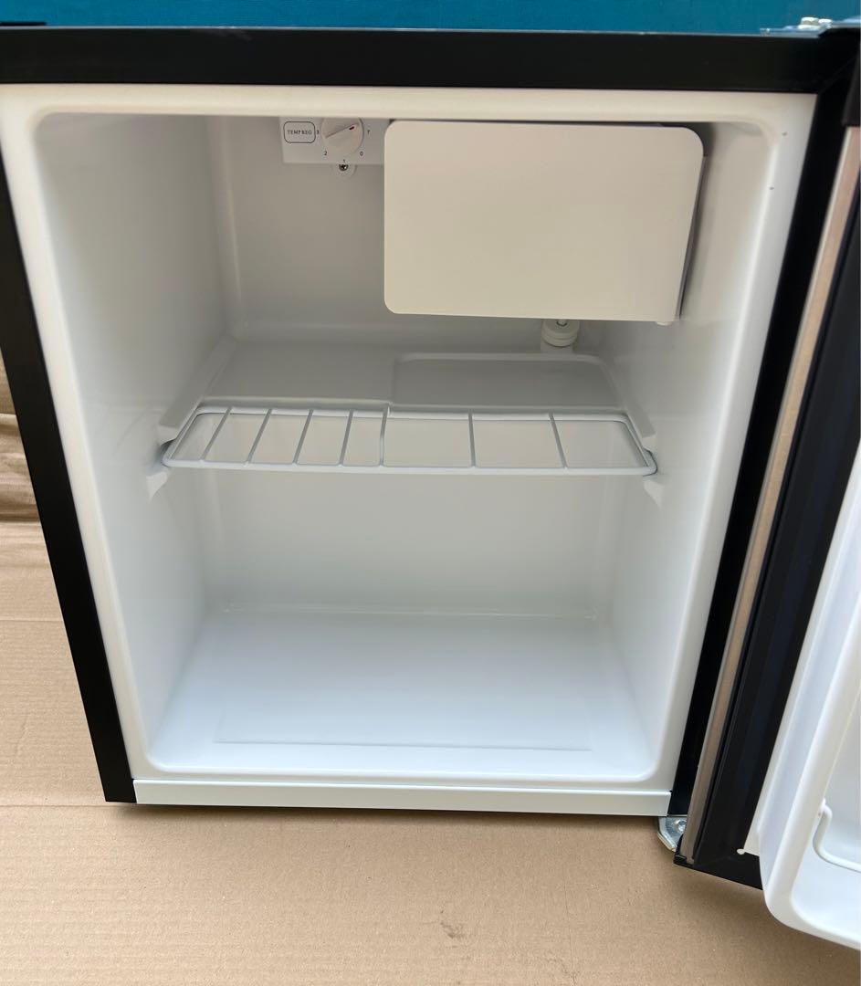 エレクトロラックス 43L 1ドア冷蔵庫（直冷式）ERB0500SA-RJP