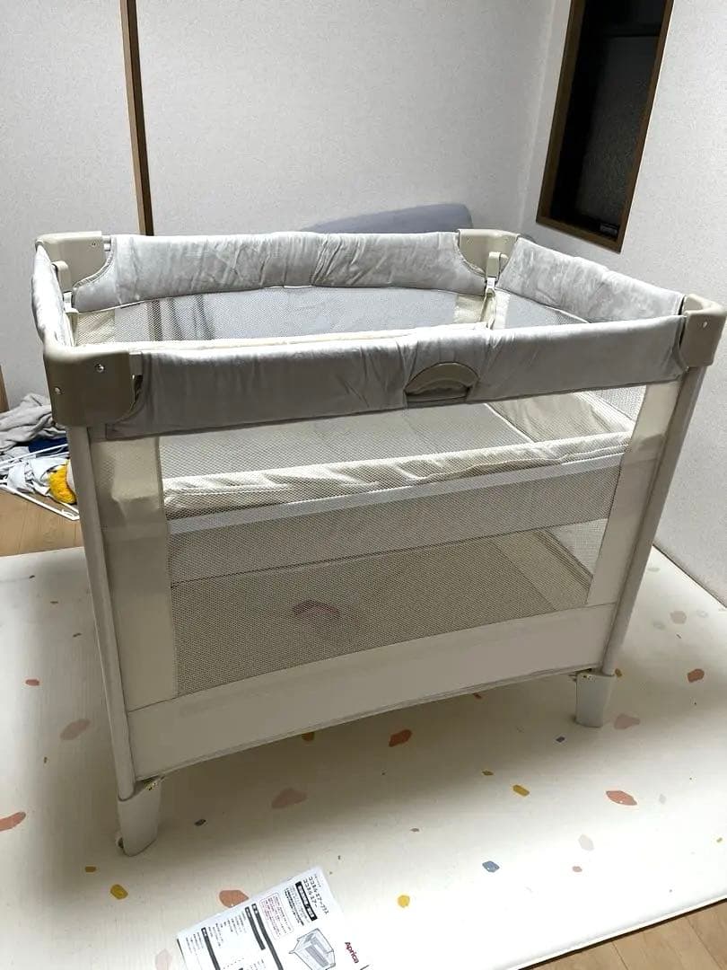 半年使用！アップリカ ココネル エアープラス ホワイトベージュ