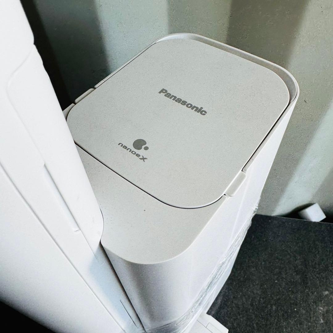 718美品！最新モデル パナソニック セパレート型コードレス掃除機 1.5kg！