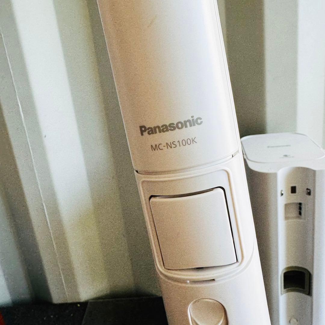 718美品！最新モデル パナソニック セパレート型コードレス掃除機 1.5kg！