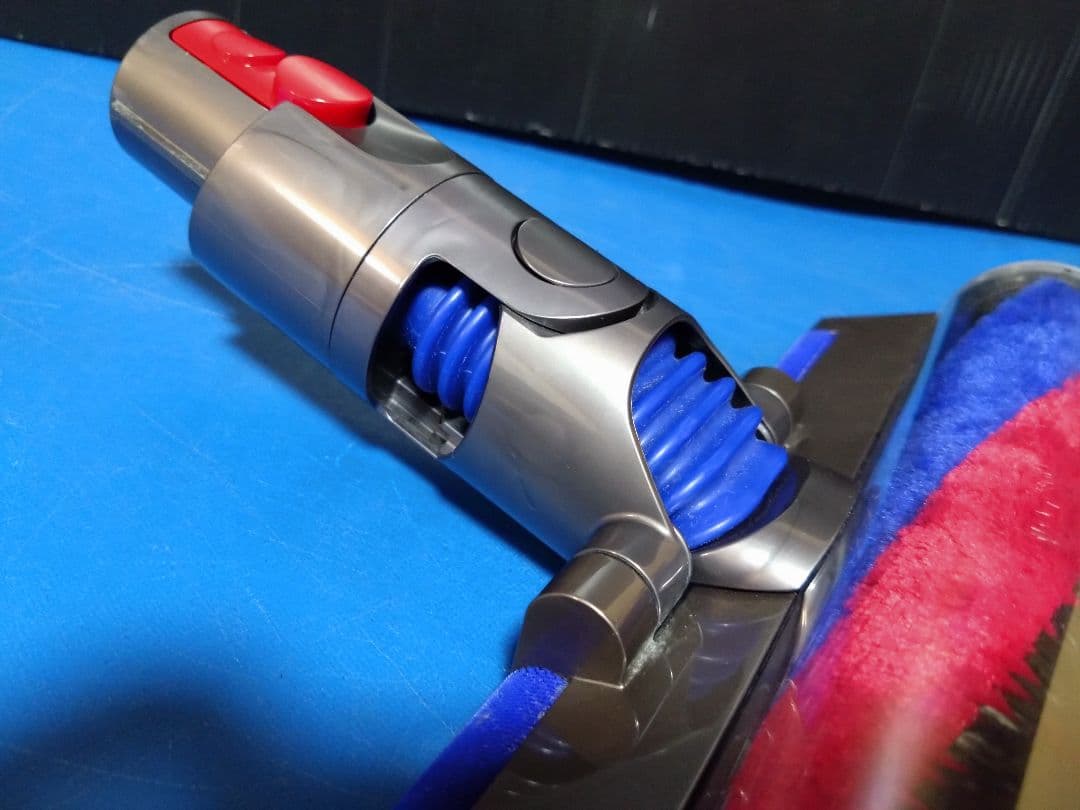 dyson‼️お買い得品！デジタルスリム フィラフィ SV18