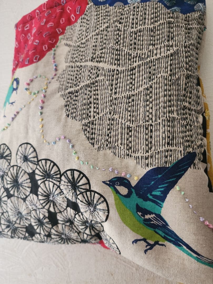 ♡新作　希少　エチノ生地　鳥の絵柄が可愛い刺し子バッグ　センソユニコ慈雨等