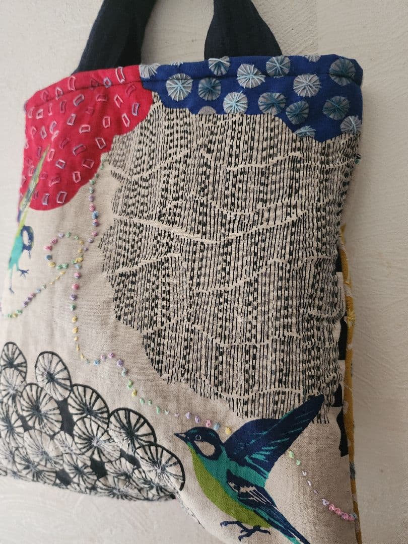 ♡新作　希少　エチノ生地　鳥の絵柄が可愛い刺し子バッグ　センソユニコ慈雨等