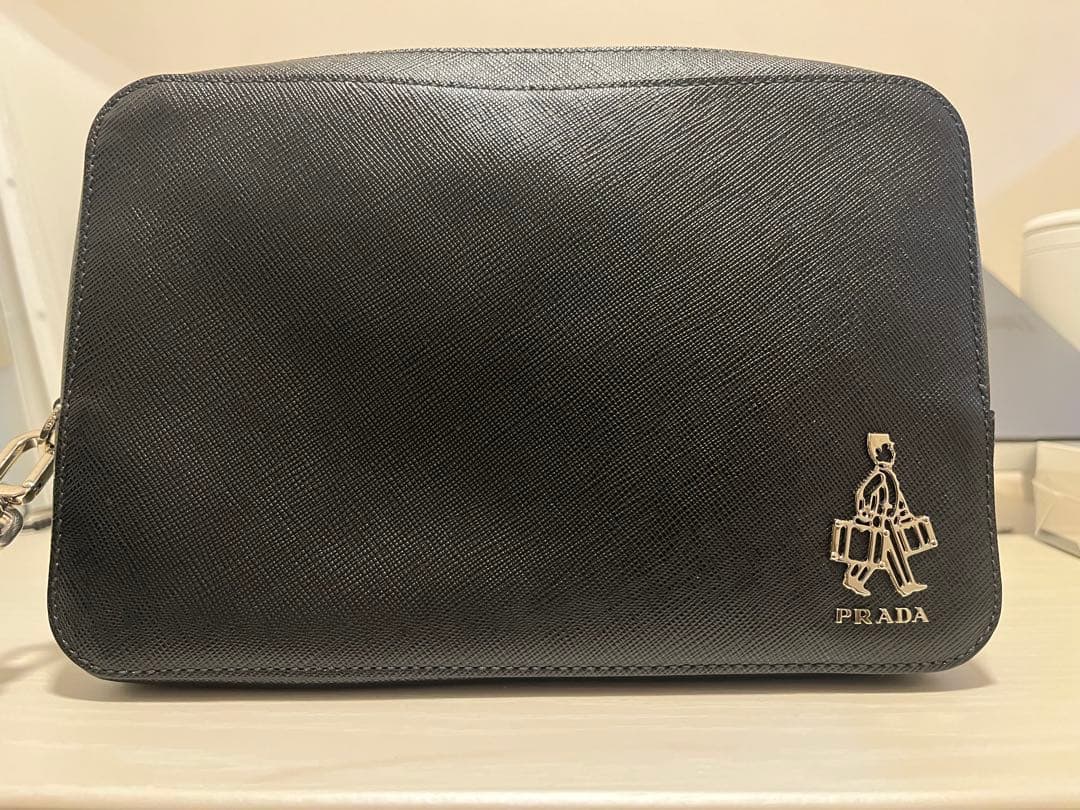 極上品　プラダ　クラッチバッグ　サフィアーノトラベル　ギャランティカード　保存袋