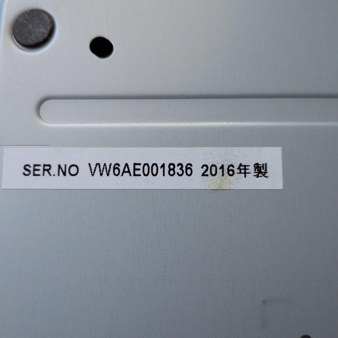 プライベートビエラ　ポータブルテレビ 10V型 ホワイト2016年製　ジャンク品