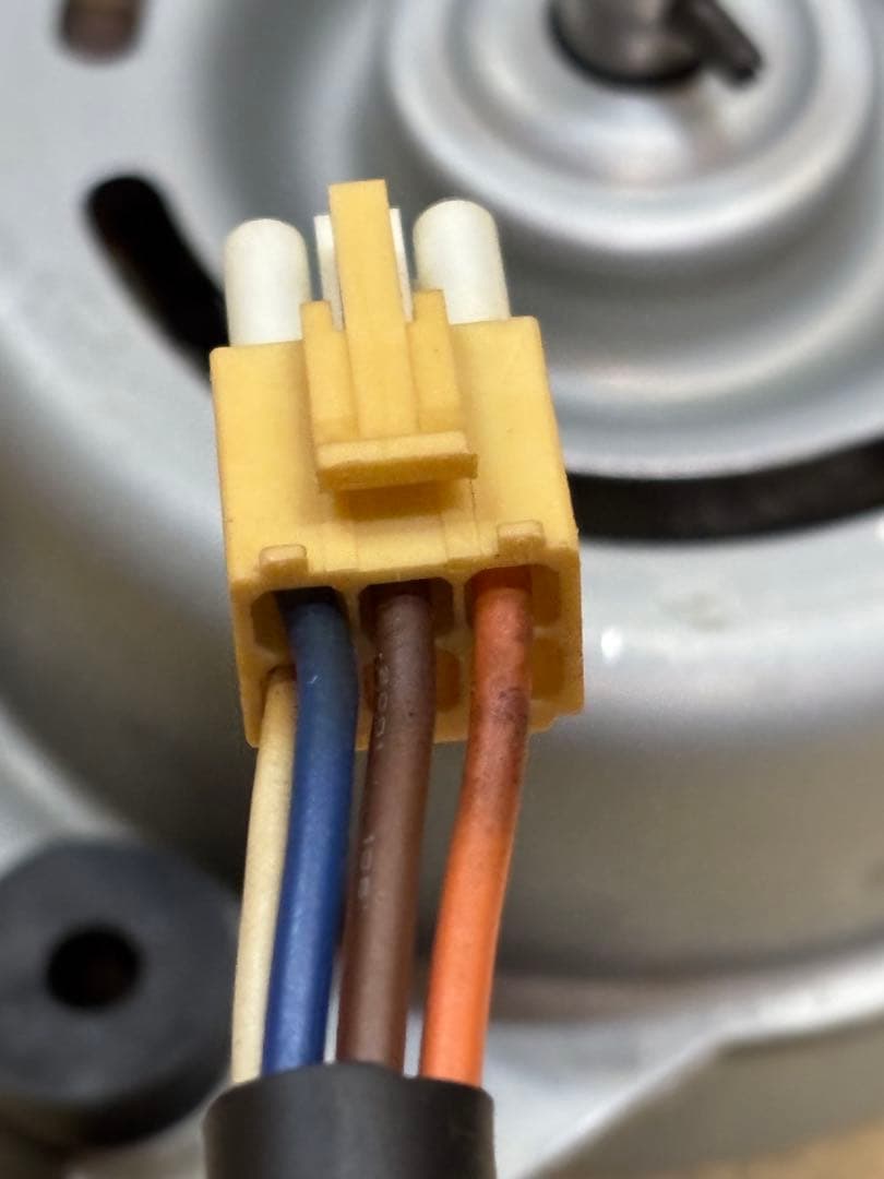 富士工業レンジフードゴムブッシュ付3速モーター中古再生品品番90212062