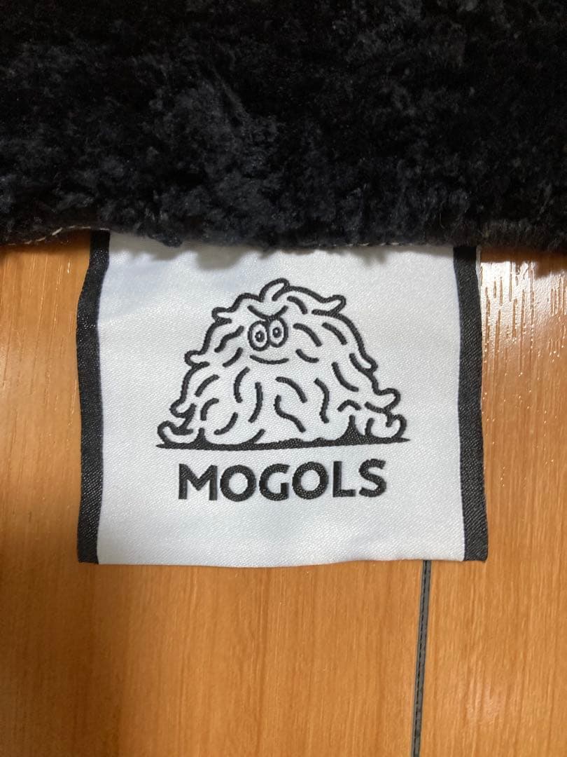 フジサキタクマ　モールモンスター　ラグ