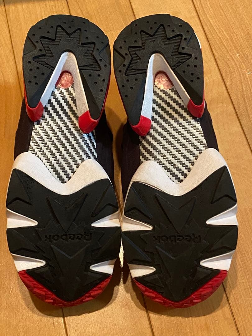 Reebok リーボック　インスタポンプフューリー　24cm