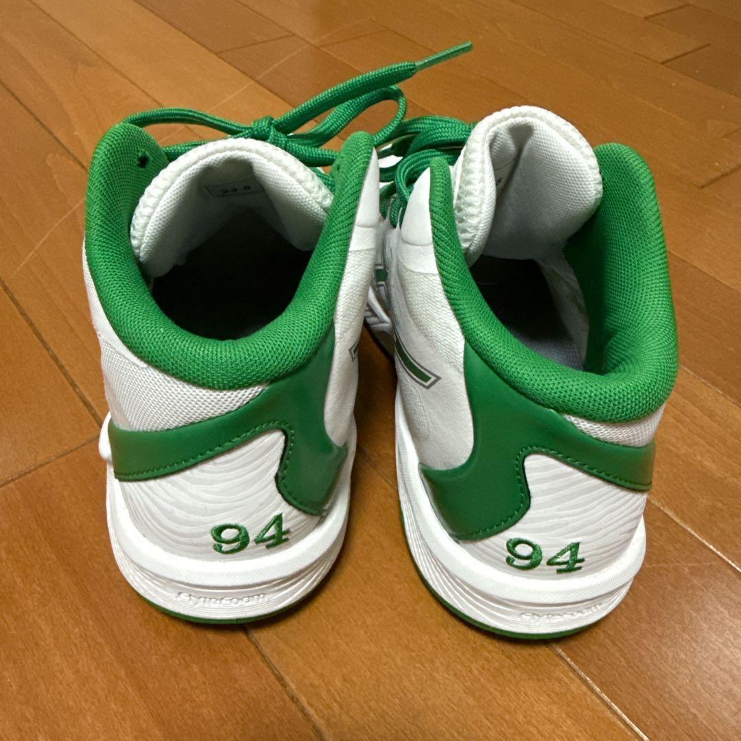 アシックス　バレーボールシューズ