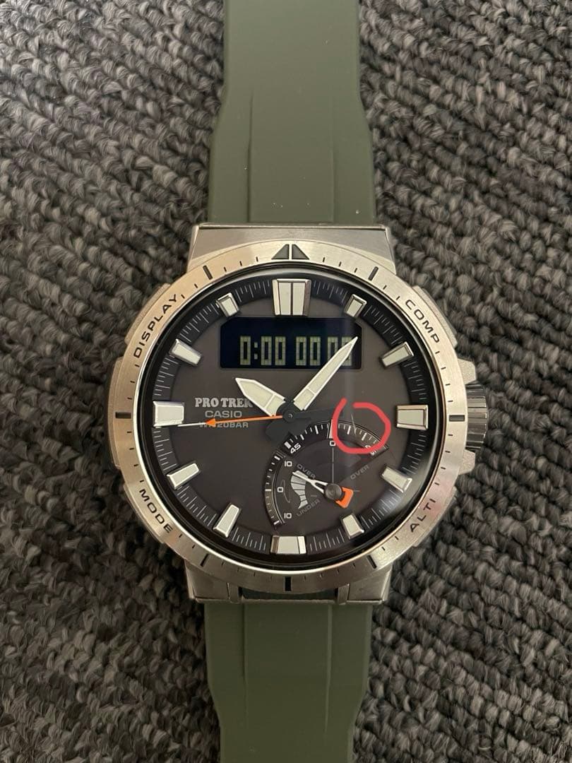 CASIO プロトレック PRW-70YT-7JF 新品ウレタンベルト仕様