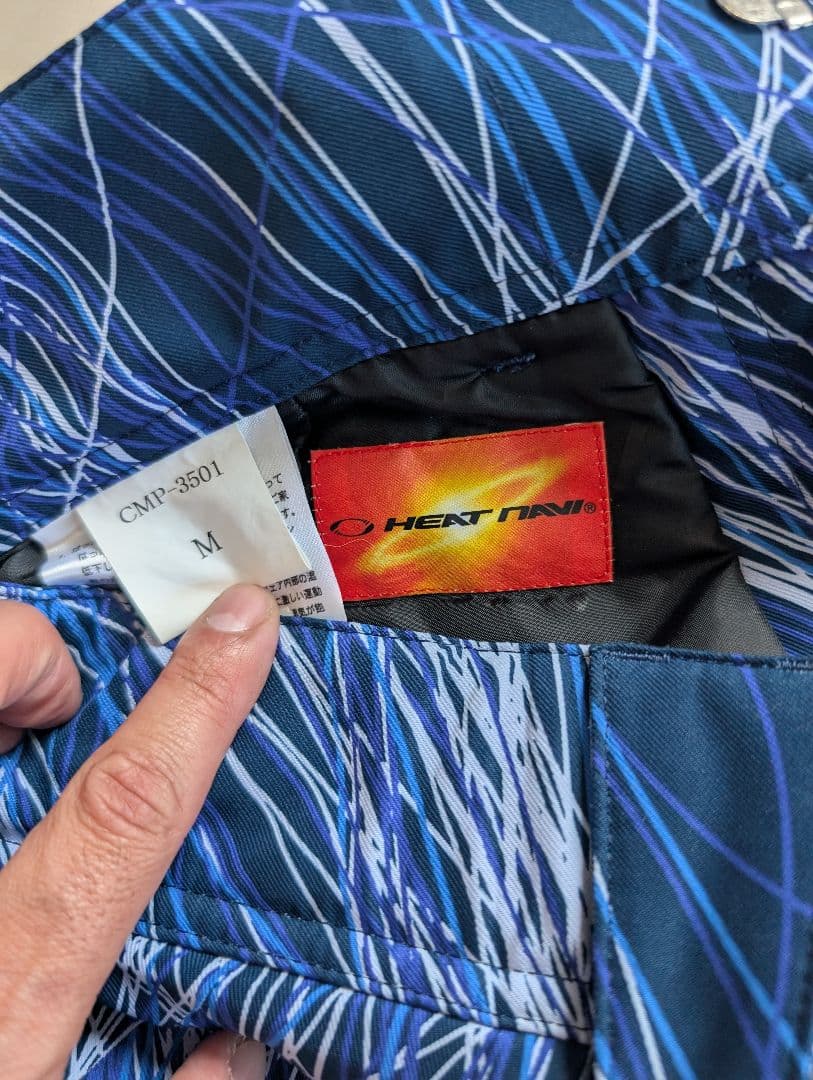 DESCENTE　スキーウェア　サイズМ