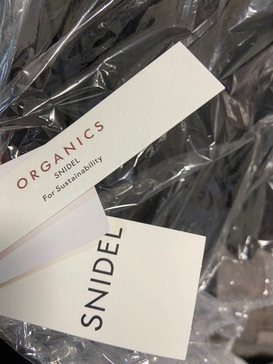 SNIDEL スナイデル* 新品未使用　ビッグカラーノースリブラウス ブラック