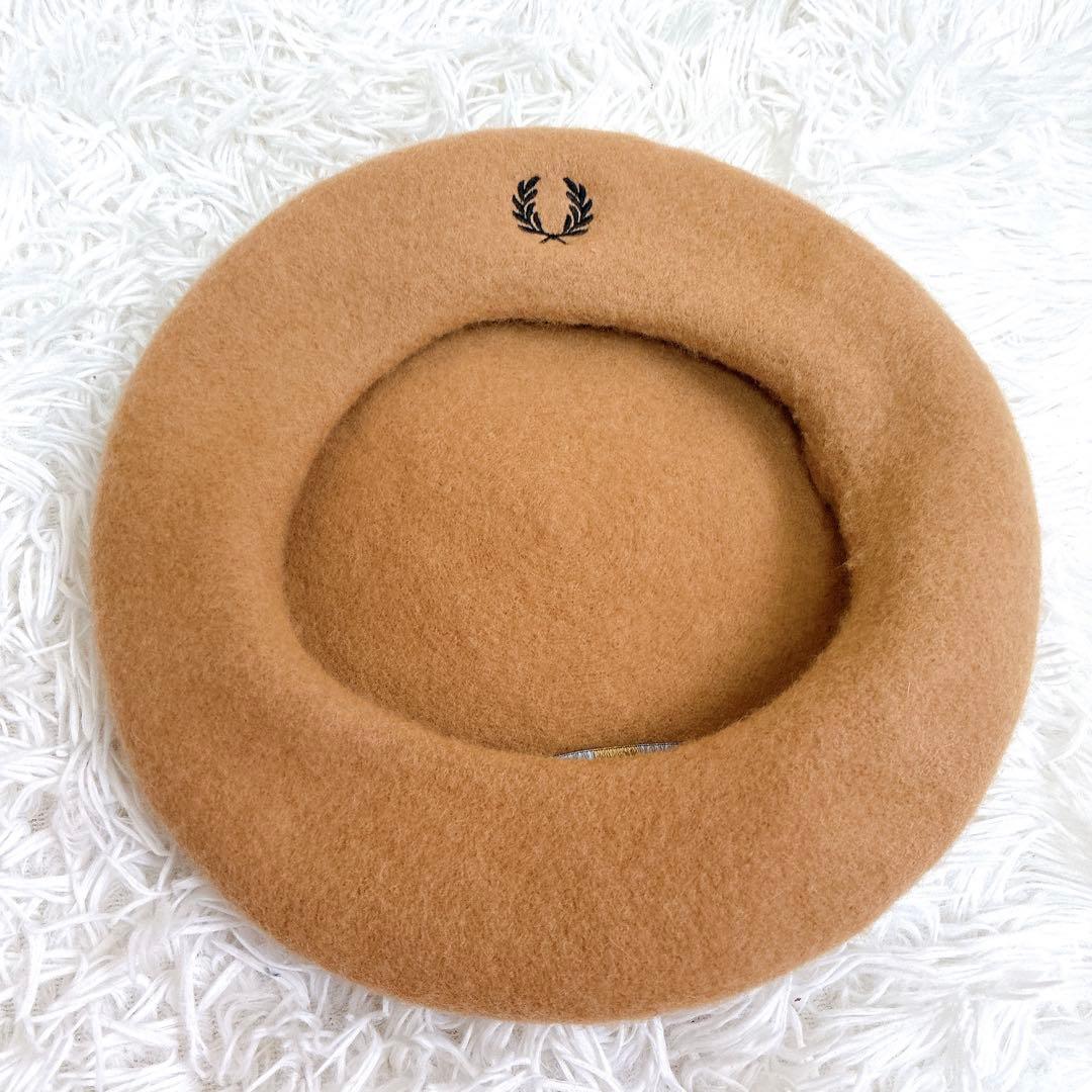 良品　Fred Perry フレッドペリー　ベージュ ベレー帽