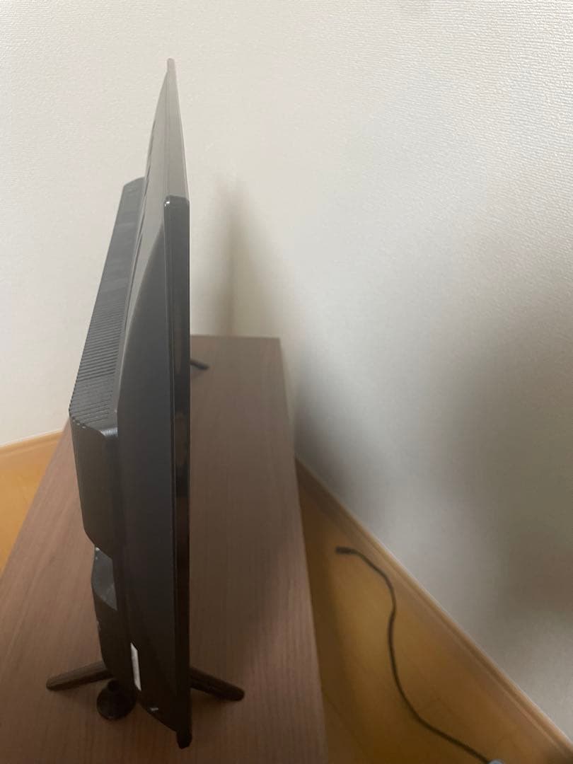 TCL 液晶テレビ 薄型デザイン