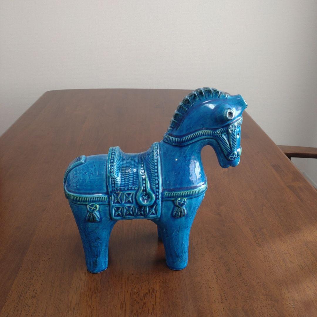 ビトッシ 青い馬の陶器製置物 干支