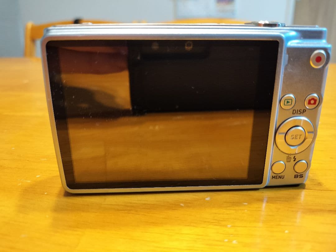 CASIO EXILIM EX-Z250 9.1MP デジタルカメラ