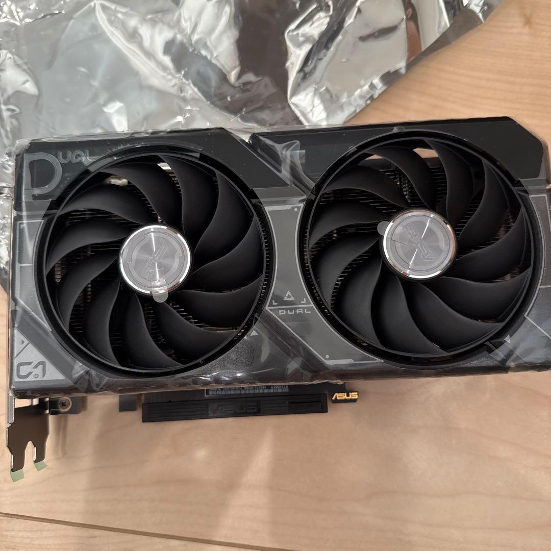 ゆ*な様 ASUS GeForce RTX グラフィックボード