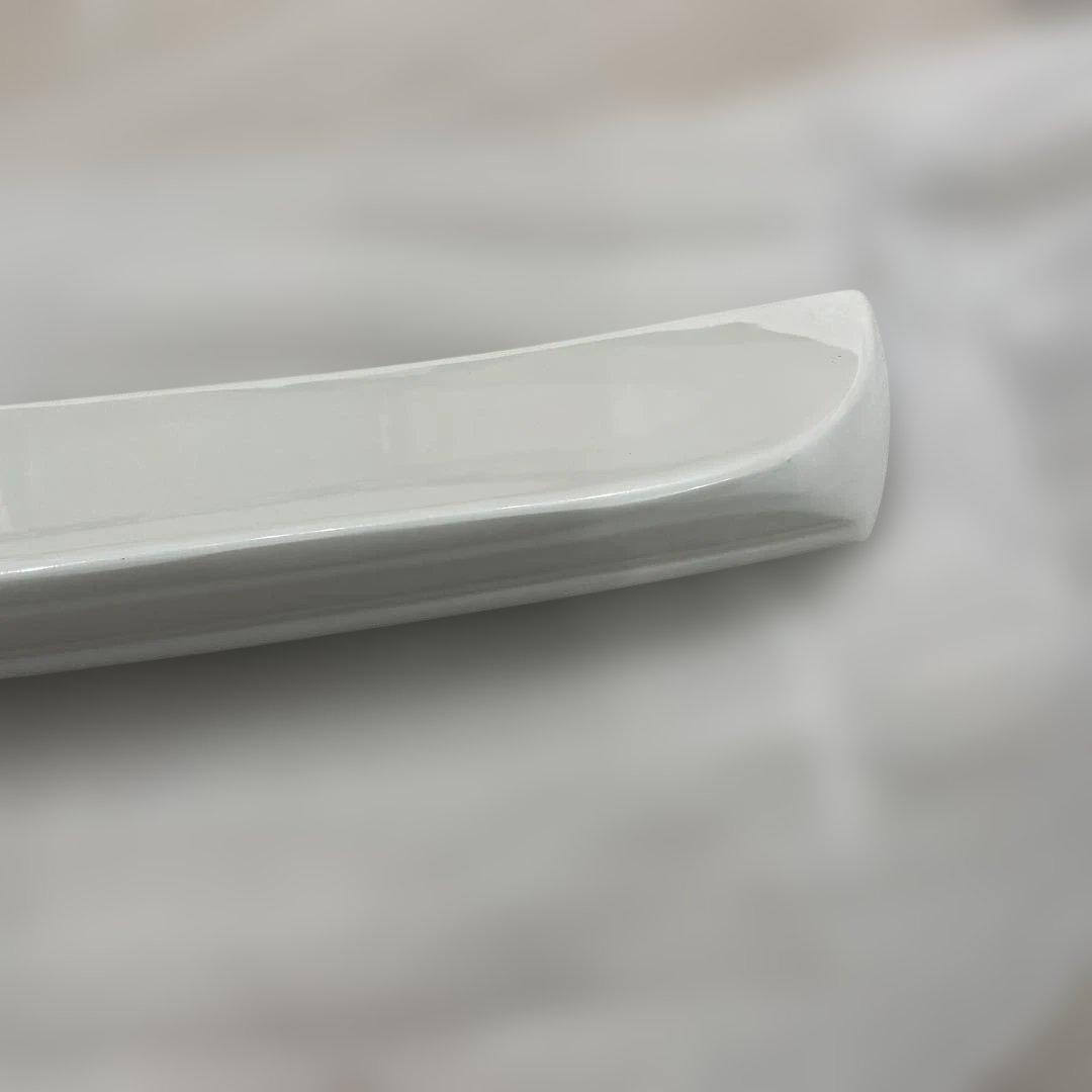 17クラウン　トランクスポイラー