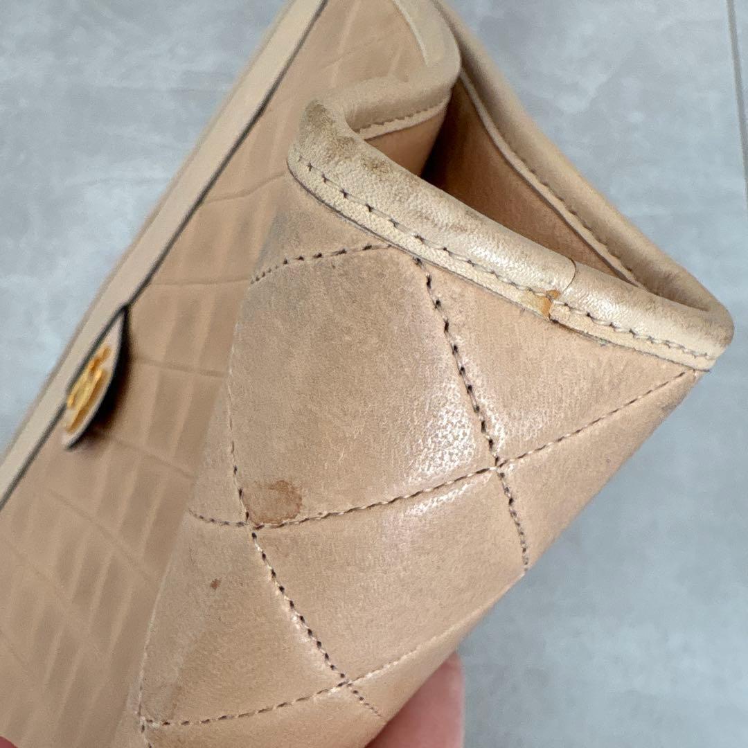 CHANEL ベージュ キルティング クラッチバッグ